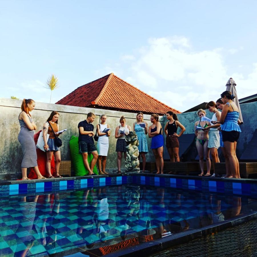 Devadav Hostel Nusa Lembongan  Exterior photo